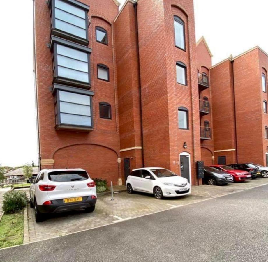 City Centre Chester Waterways Apartment المظهر الخارجي الصورة